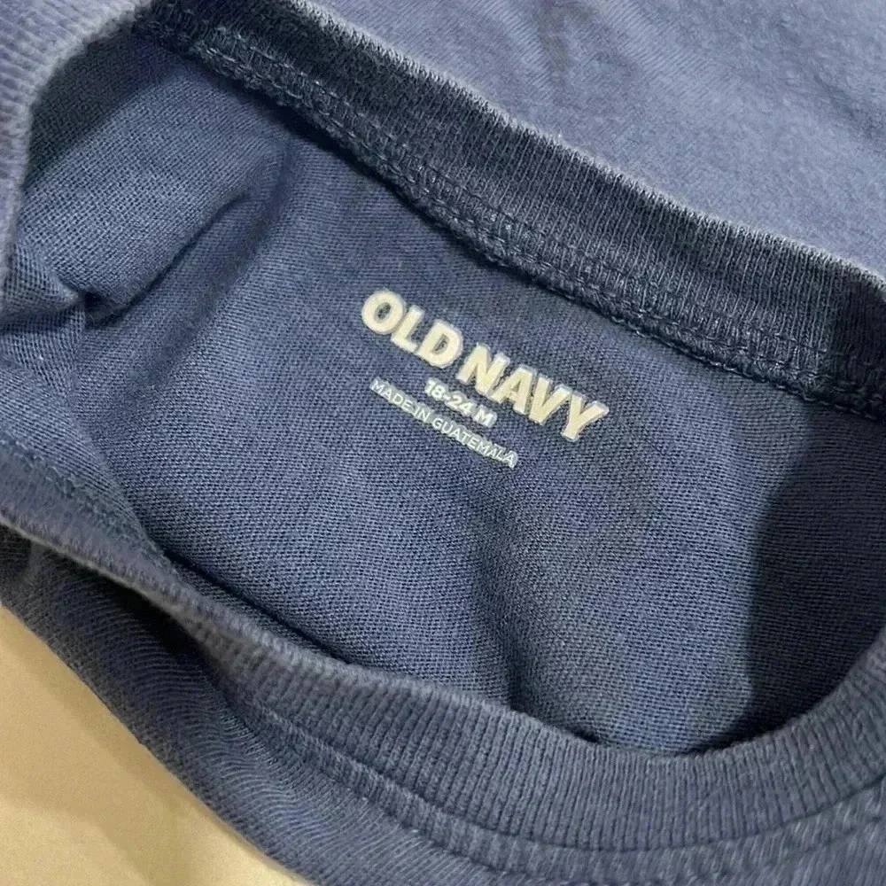 Old Navy shirt